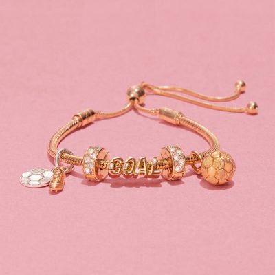 Pandora Campaign 208 The ultimate match day look EN Image Set 1 1080x1080